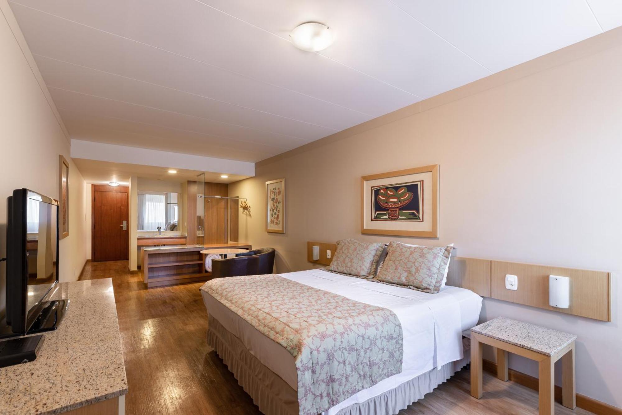 Hotel Crystal ลอนดริน่า ภายนอก รูปภาพ