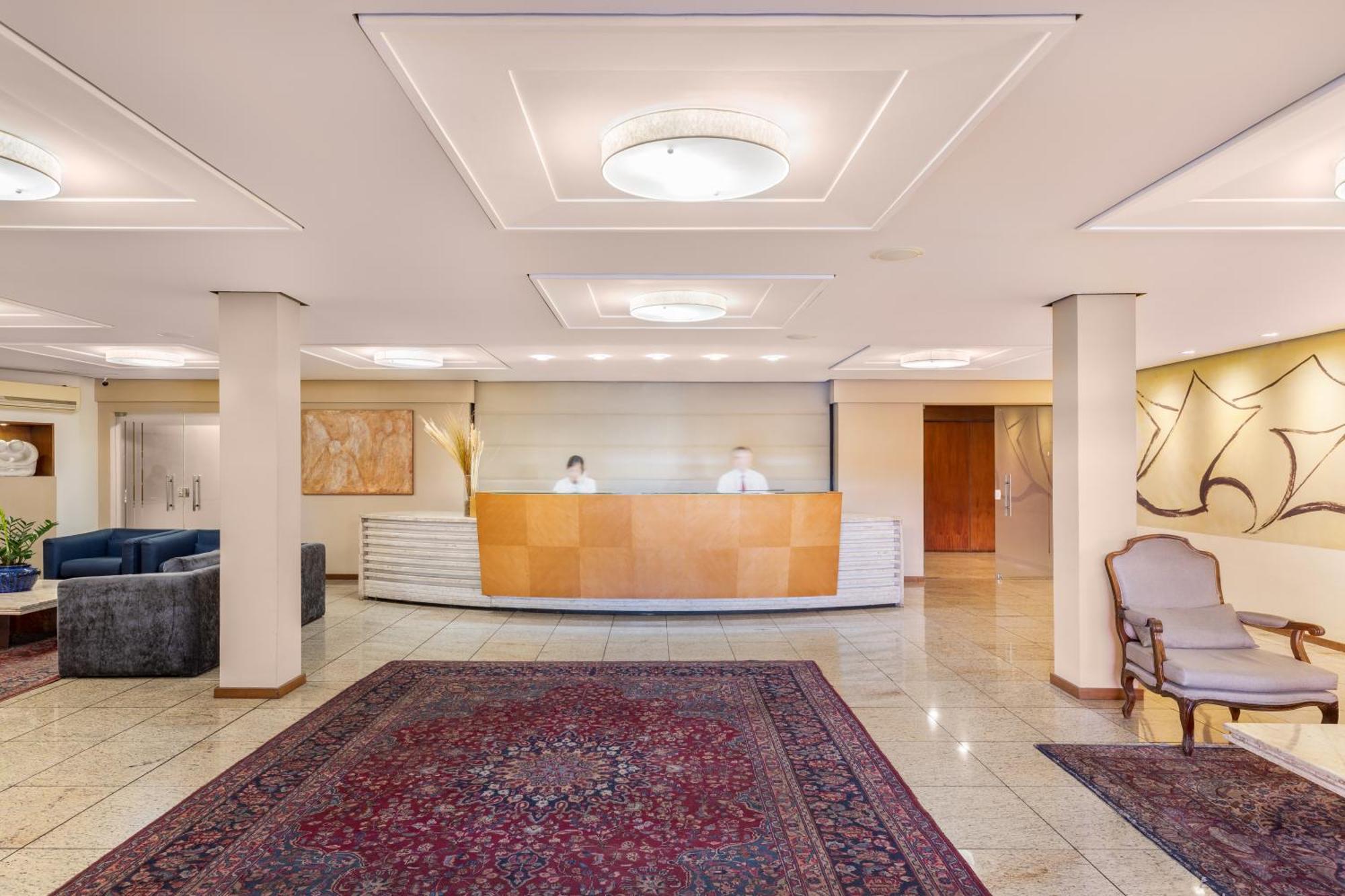 Hotel Crystal ลอนดริน่า ภายนอก รูปภาพ