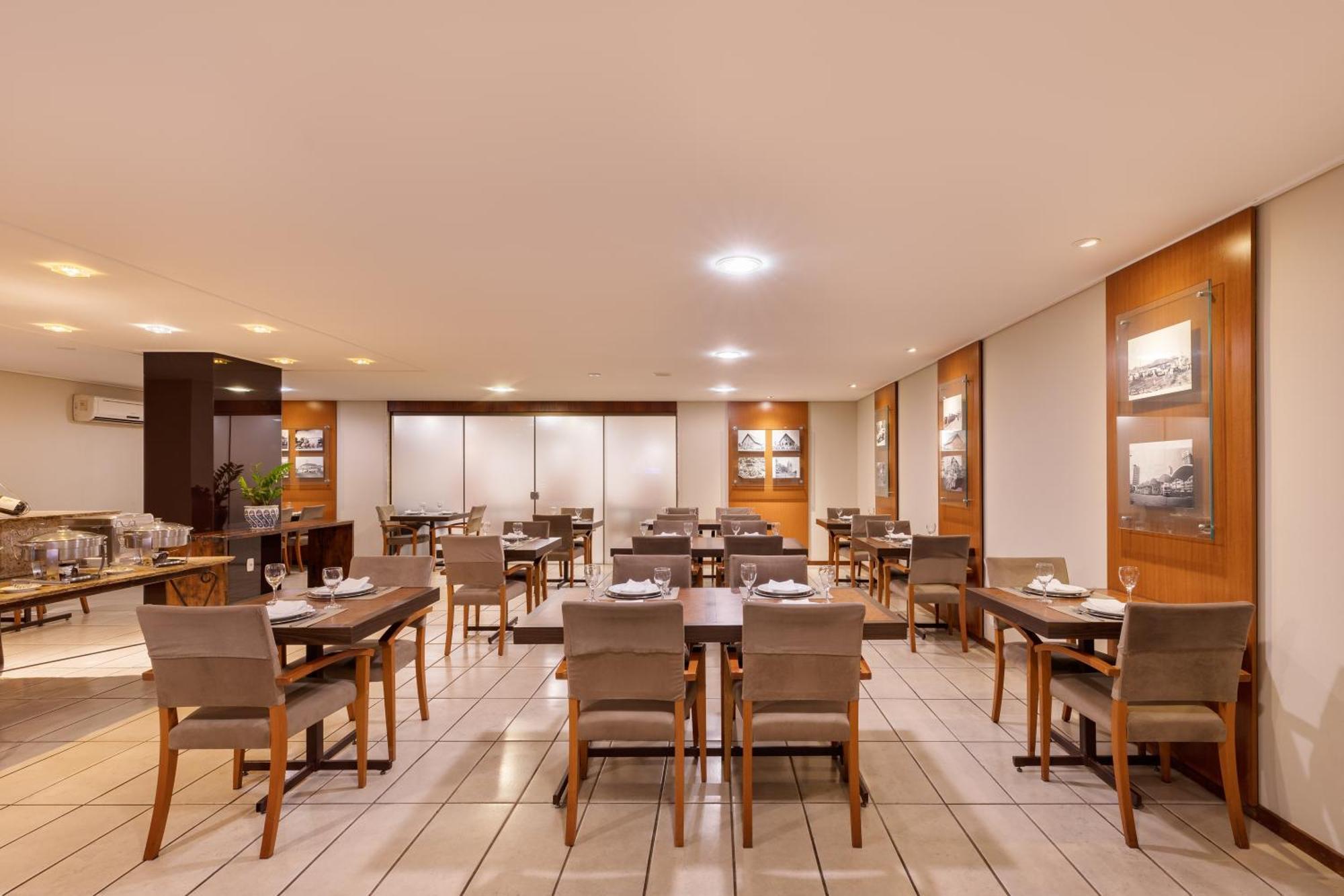 Hotel Crystal ลอนดริน่า ภายนอก รูปภาพ