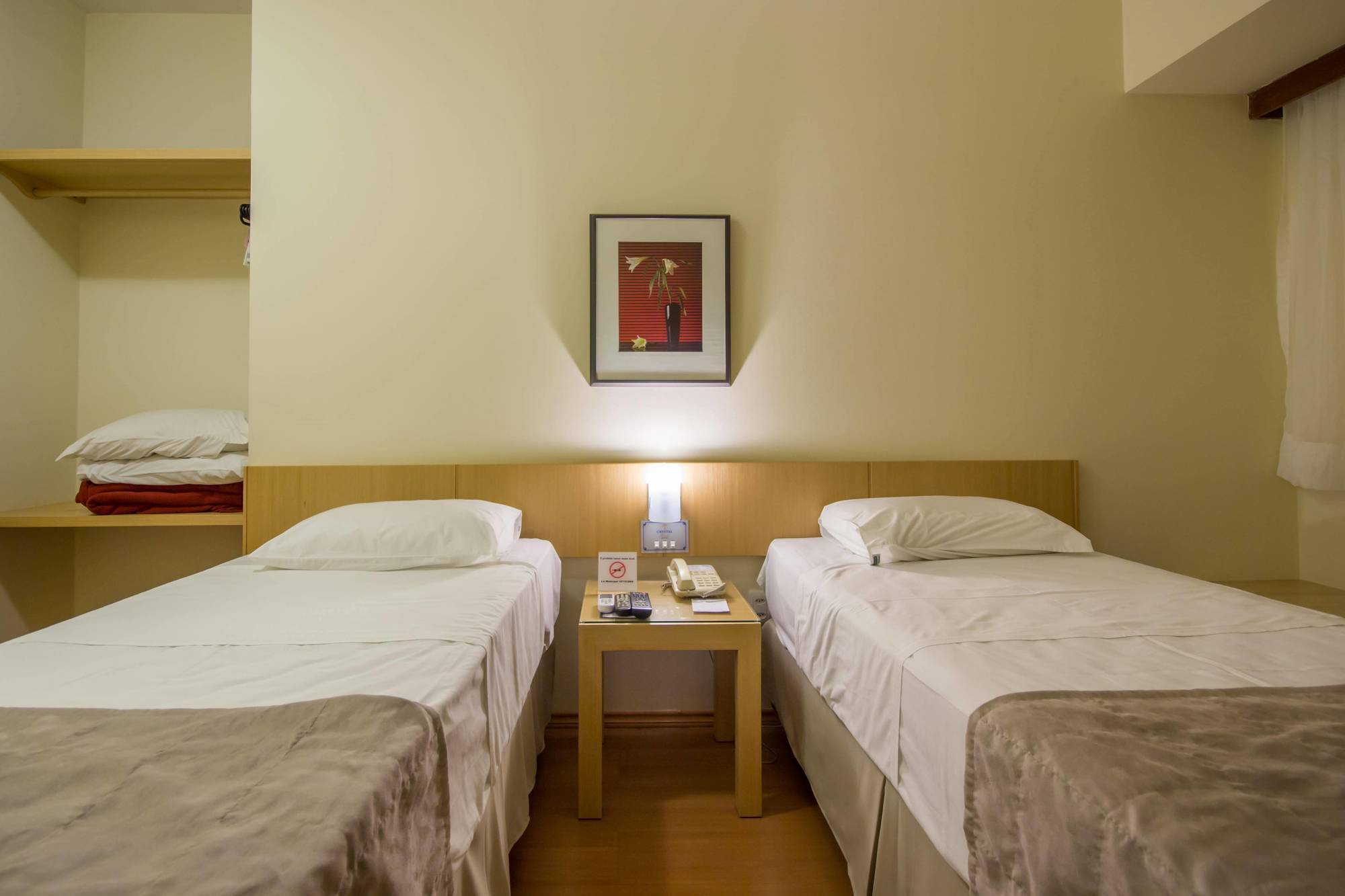 Hotel Crystal ลอนดริน่า ภายนอก รูปภาพ