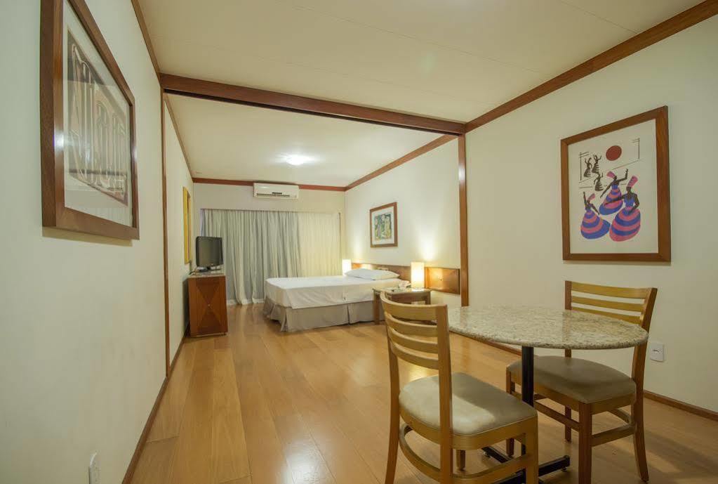 Hotel Crystal ลอนดริน่า ภายนอก รูปภาพ